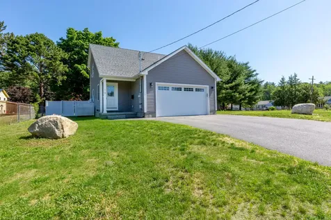 10 Bosse Street Lewiston ME 04240