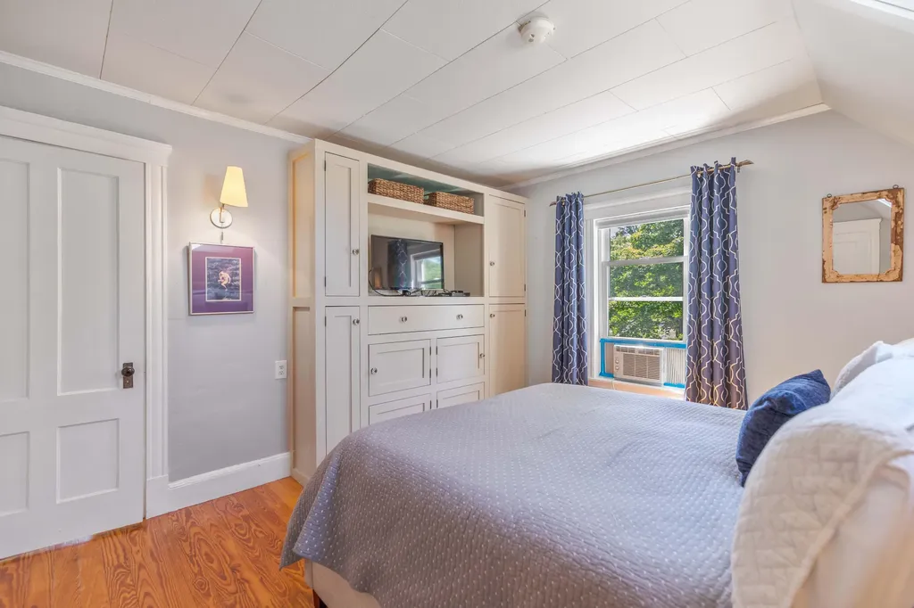 141 South Street Gorham ME 04038