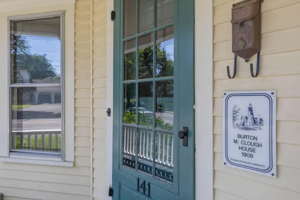 141 South Street Gorham ME 04038