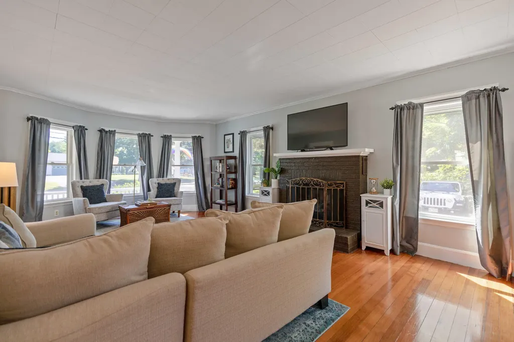 141 South Street Gorham ME 04038