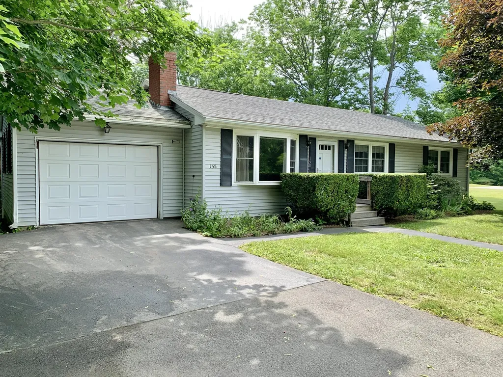 158 Franklin Street Bucksport ME 04416