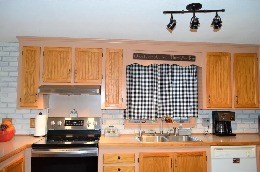 180 Chandler Mill Road New Gloucester ME 04260