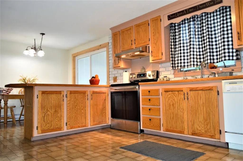 180 Chandler Mill Road New Gloucester ME 04260
