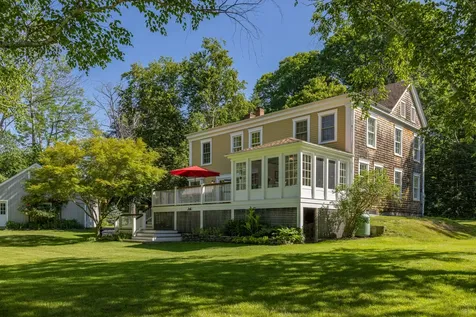 89 Old Dennett Road Kittery ME 03904