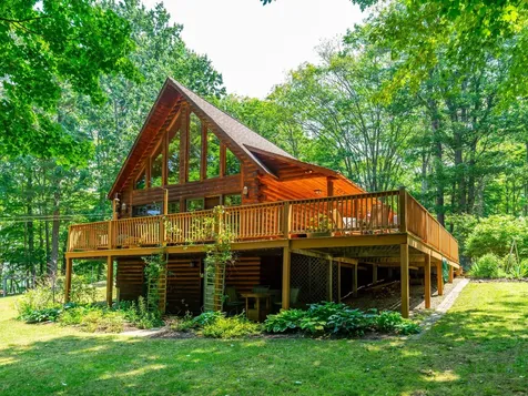83 Horseshoe Way West Gardiner ME 04345