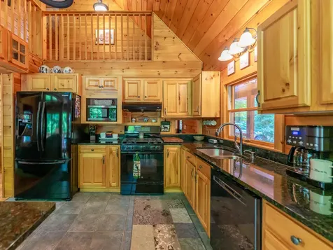 83 Horseshoe Way West Gardiner ME 04345