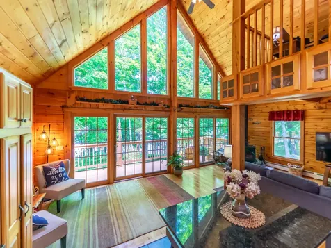 83 Horseshoe Way West Gardiner ME 04345