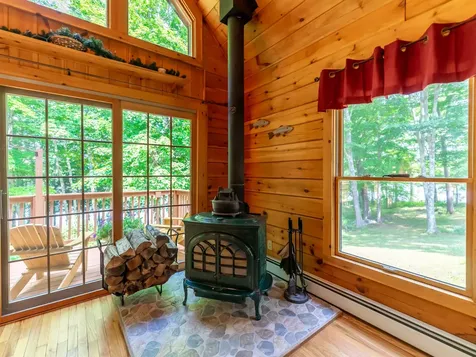 83 Horseshoe Way West Gardiner ME 04345