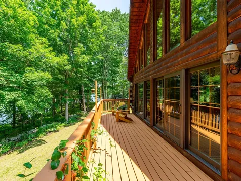83 Horseshoe Way West Gardiner ME 04345