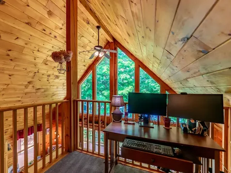 83 Horseshoe Way West Gardiner ME 04345