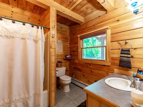 83 Horseshoe Way West Gardiner ME 04345