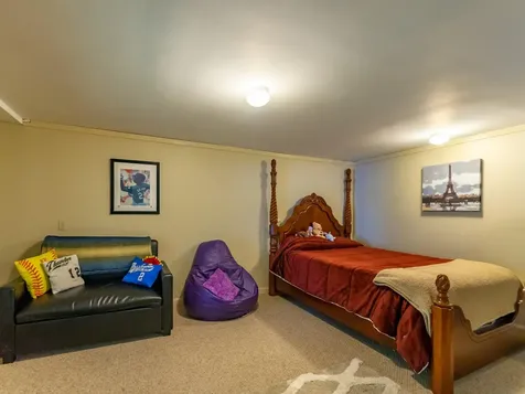 83 Horseshoe Way West Gardiner ME 04345