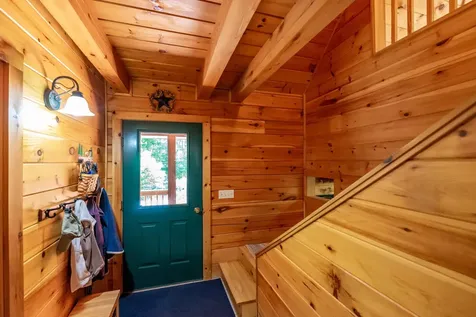 83 Horseshoe Way West Gardiner ME 04345