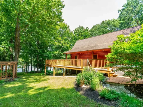 83 Horseshoe Way West Gardiner ME 04345