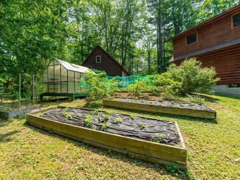 83 Horseshoe Way West Gardiner ME 04345