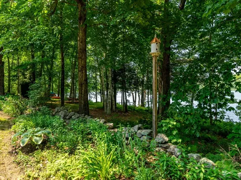 83 Horseshoe Way West Gardiner ME 04345