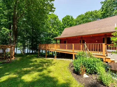 83 Horseshoe Way West Gardiner ME 04345