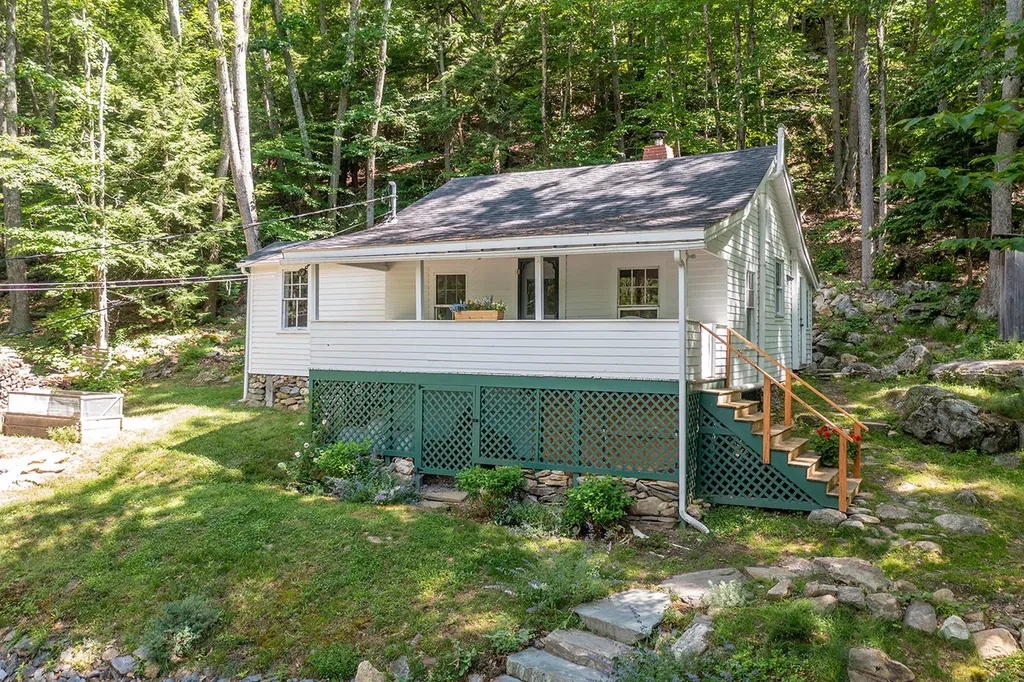 391 Hosmer Pond Road Camden ME 04843