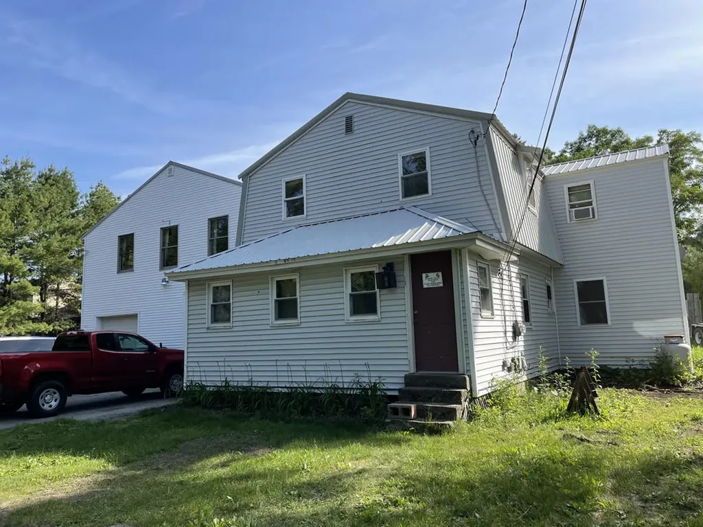 88 Ledgewood Drive Falmouth ME 04105