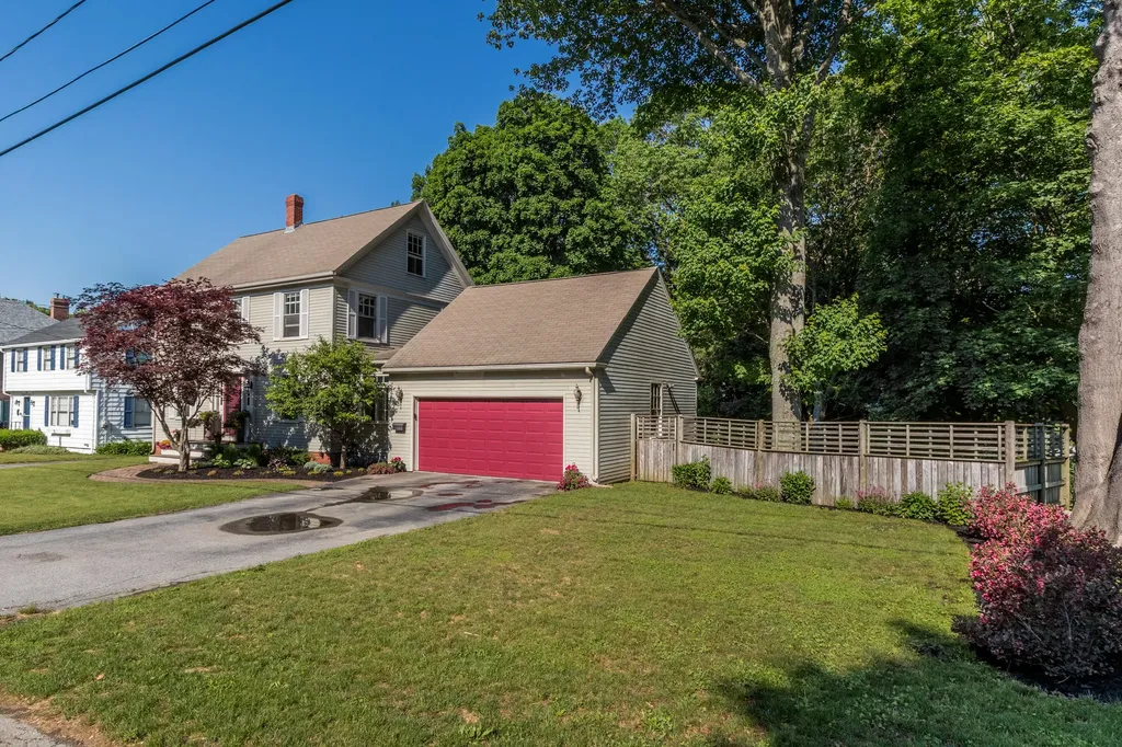 156 Bradley Street Portland ME 04102