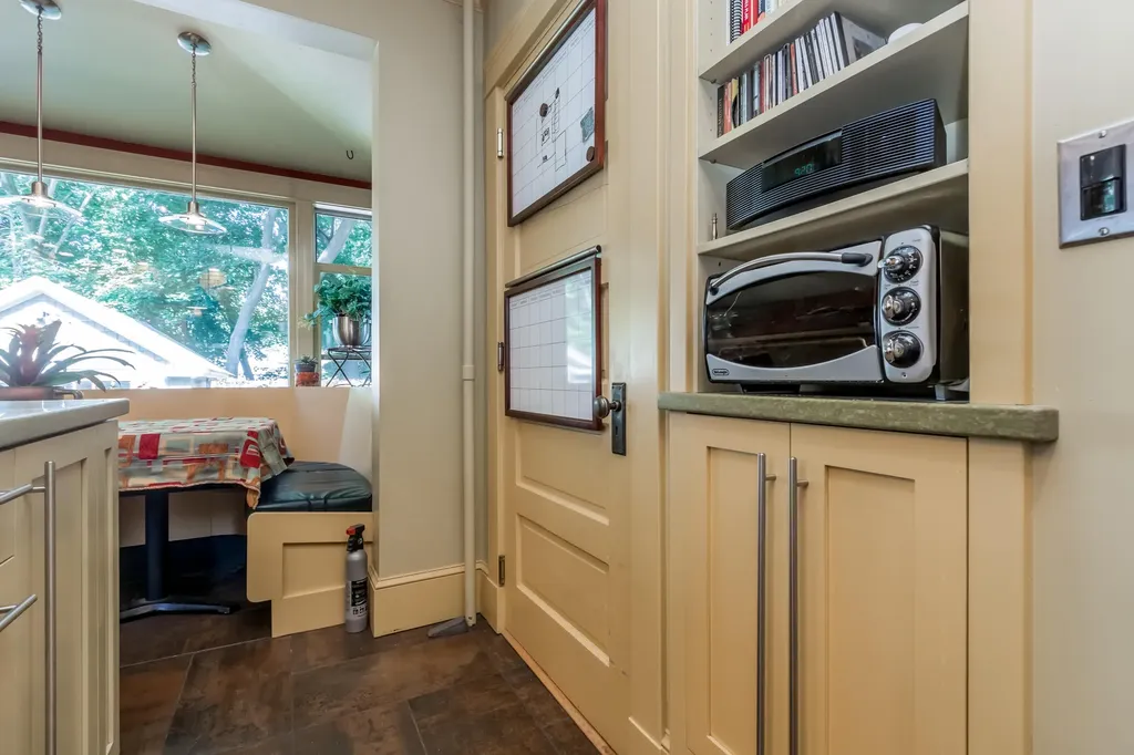 156 Bradley Street Portland ME 04102