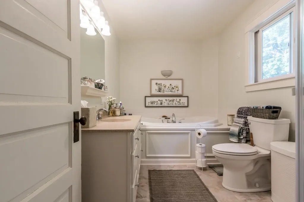 156 Bradley Street Portland ME 04102