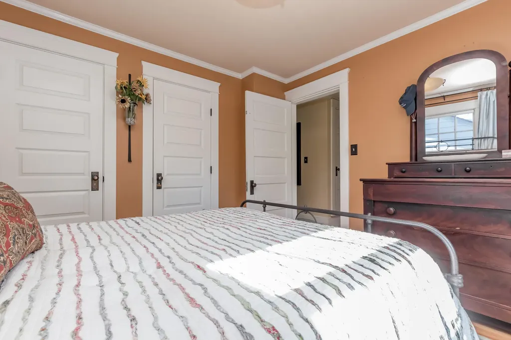 156 Bradley Street Portland ME 04102