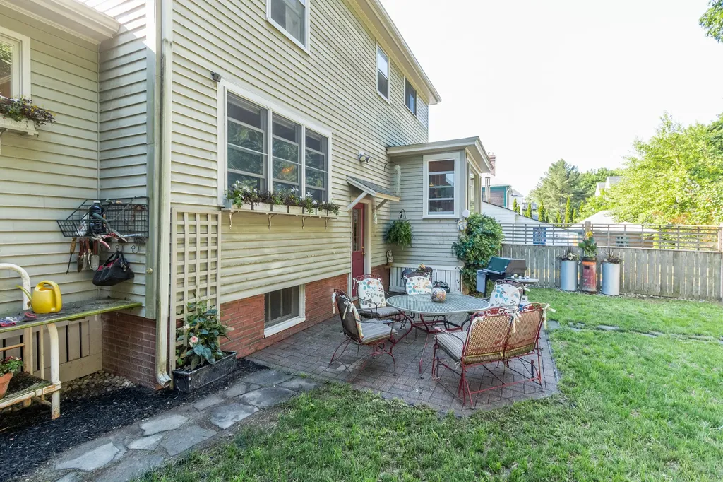 156 Bradley Street Portland ME 04102