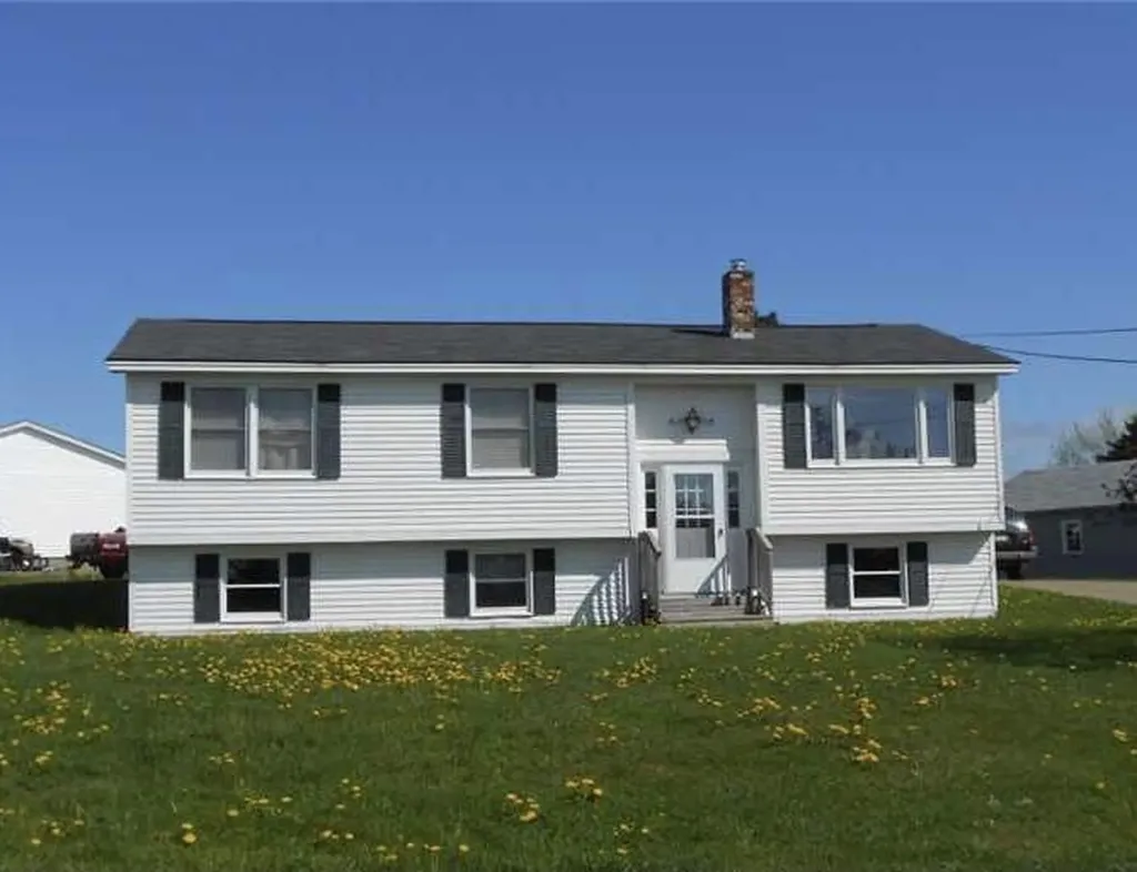 6 Smithfield Drive Machias ME 04654