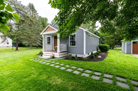 81 Gray Road Gorham ME 04038