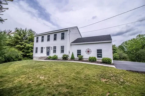 10 Louise Street Gorham ME 04038