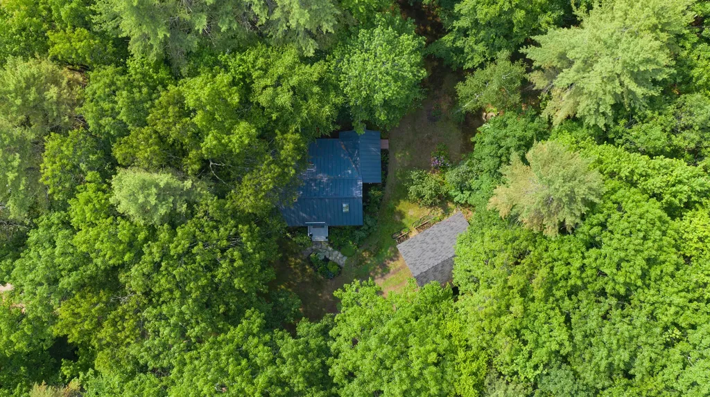 18 Old Pond Road Buxton ME 04093