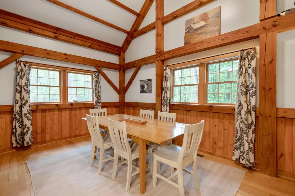 18 Old Pond Road Buxton ME 04093