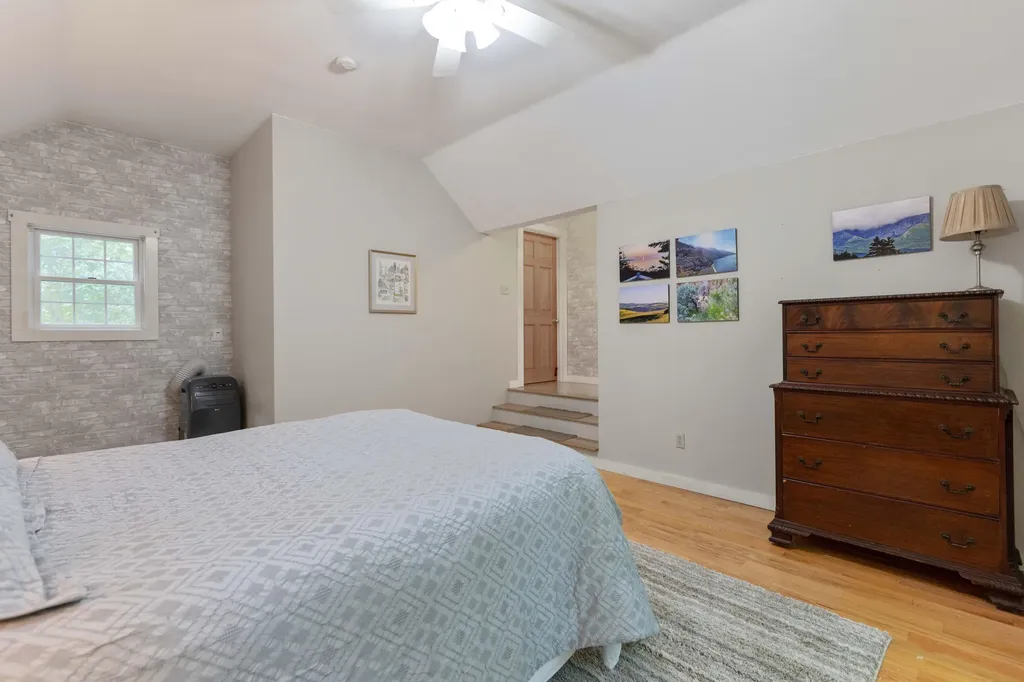 18 Old Pond Road Buxton ME 04093
