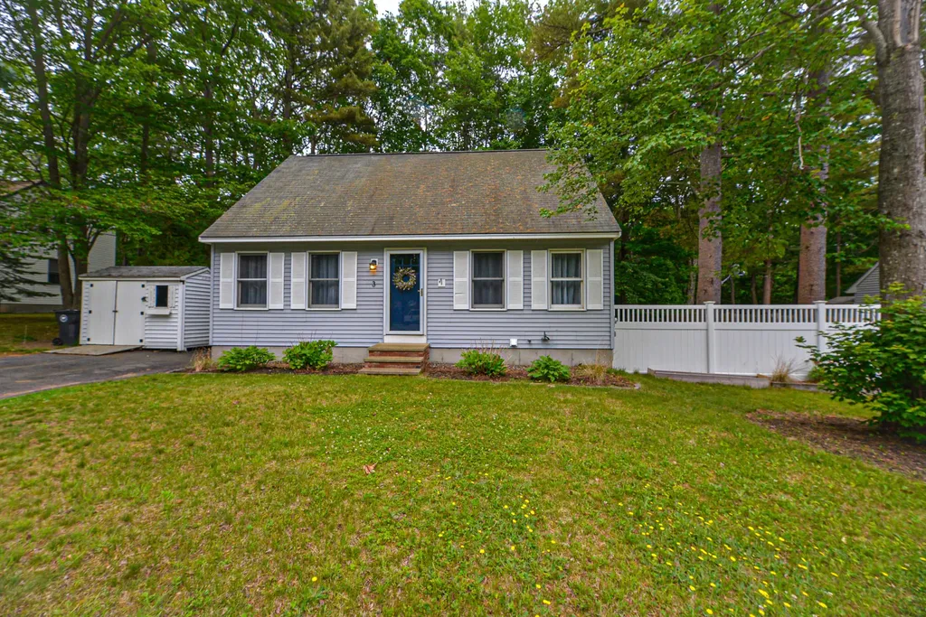 3 Clarkdale Road Kennebunk ME 04043