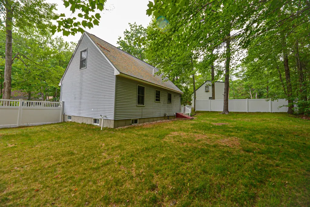 3 Clarkdale Road Kennebunk ME 04043