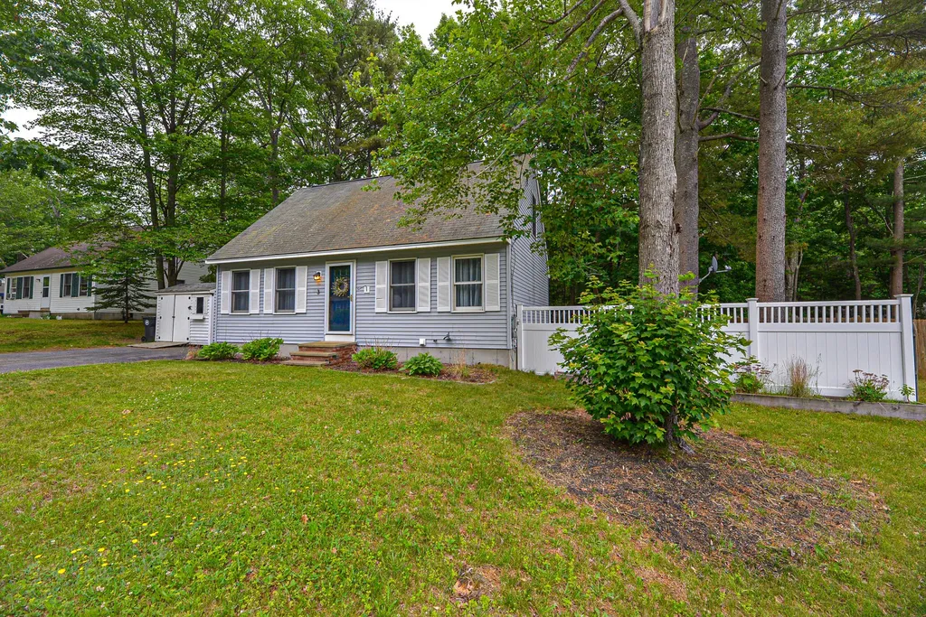 3 Clarkdale Road Kennebunk ME 04043