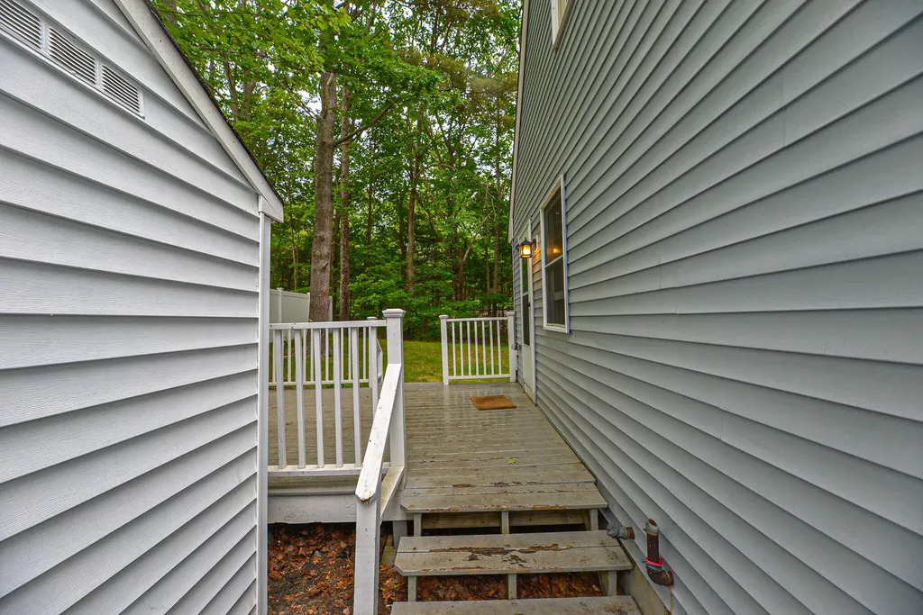 3 Clarkdale Road Kennebunk ME 04043