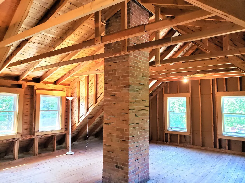 211 Perham Street Farmington ME 04938