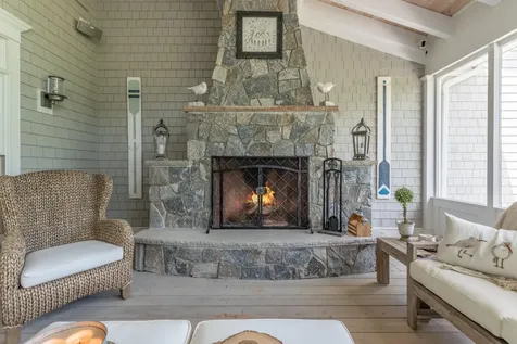185 Dunton Circle Hampden ME 04444