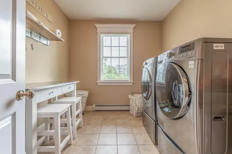 185 Dunton Circle Hampden ME 04444