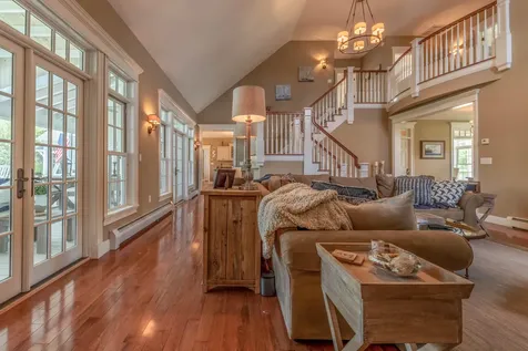 185 Dunton Circle Hampden ME 04444