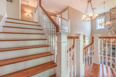 185 Dunton Circle Hampden ME 04444
