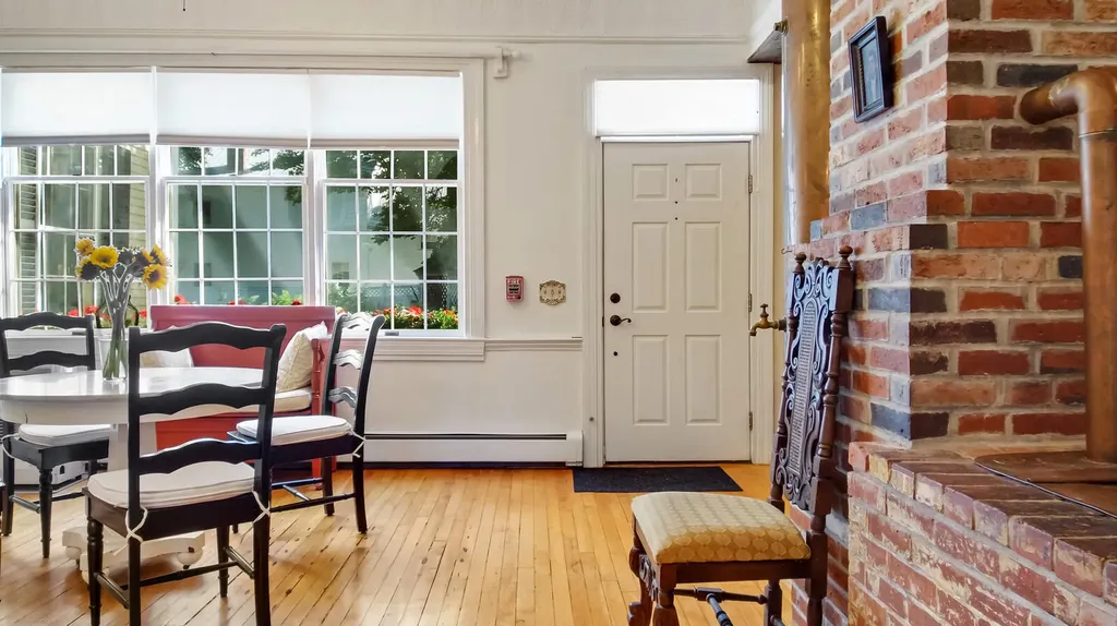 49 Middle Street Hallowell ME 04347