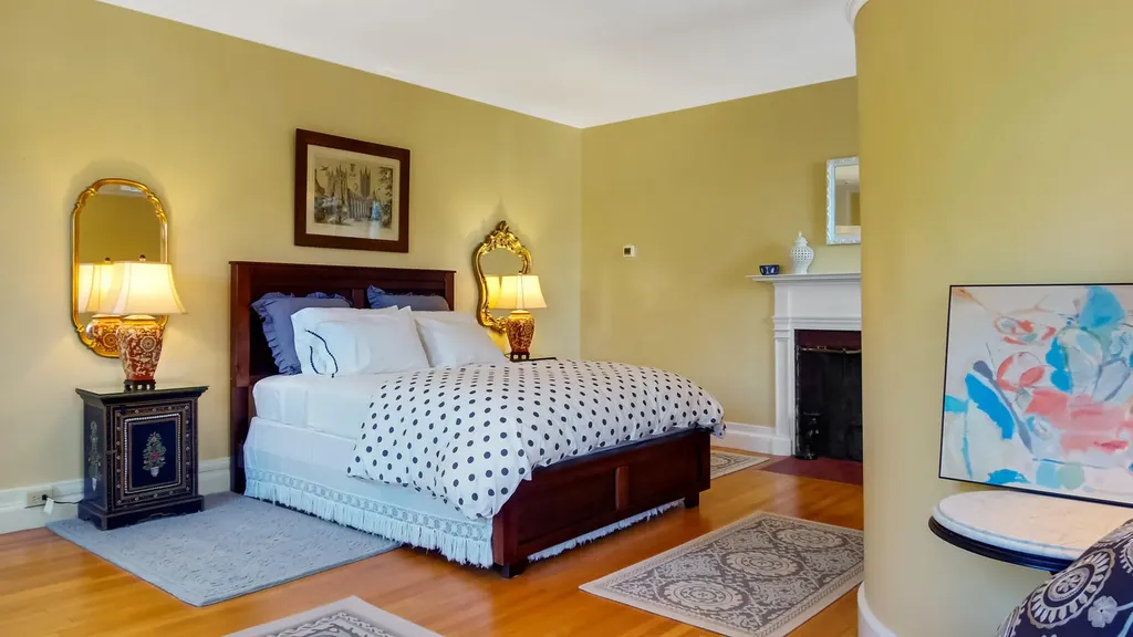 49 Middle Street Hallowell ME 04347