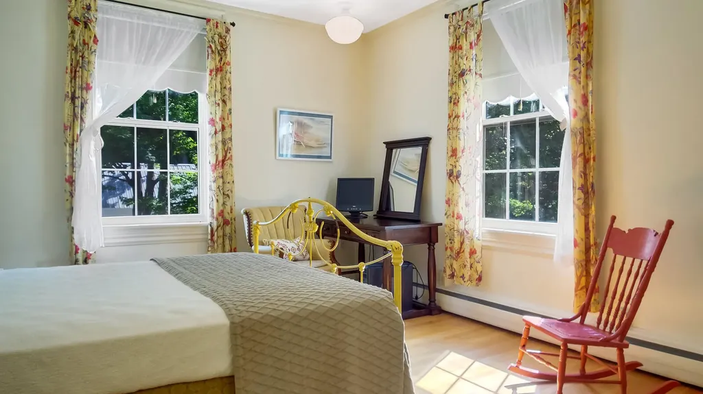 49 Middle Street Hallowell ME 04347