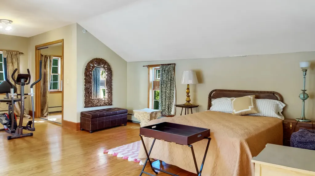 49 Middle Street Hallowell ME 04347