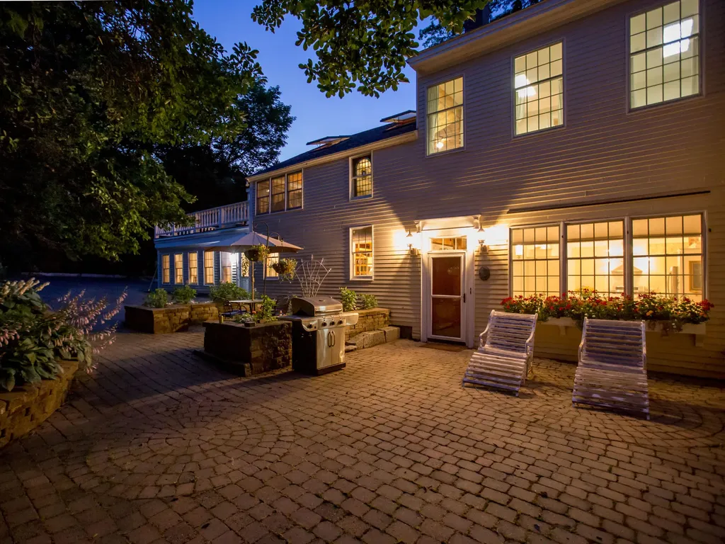 49 Middle Street Hallowell ME 04347