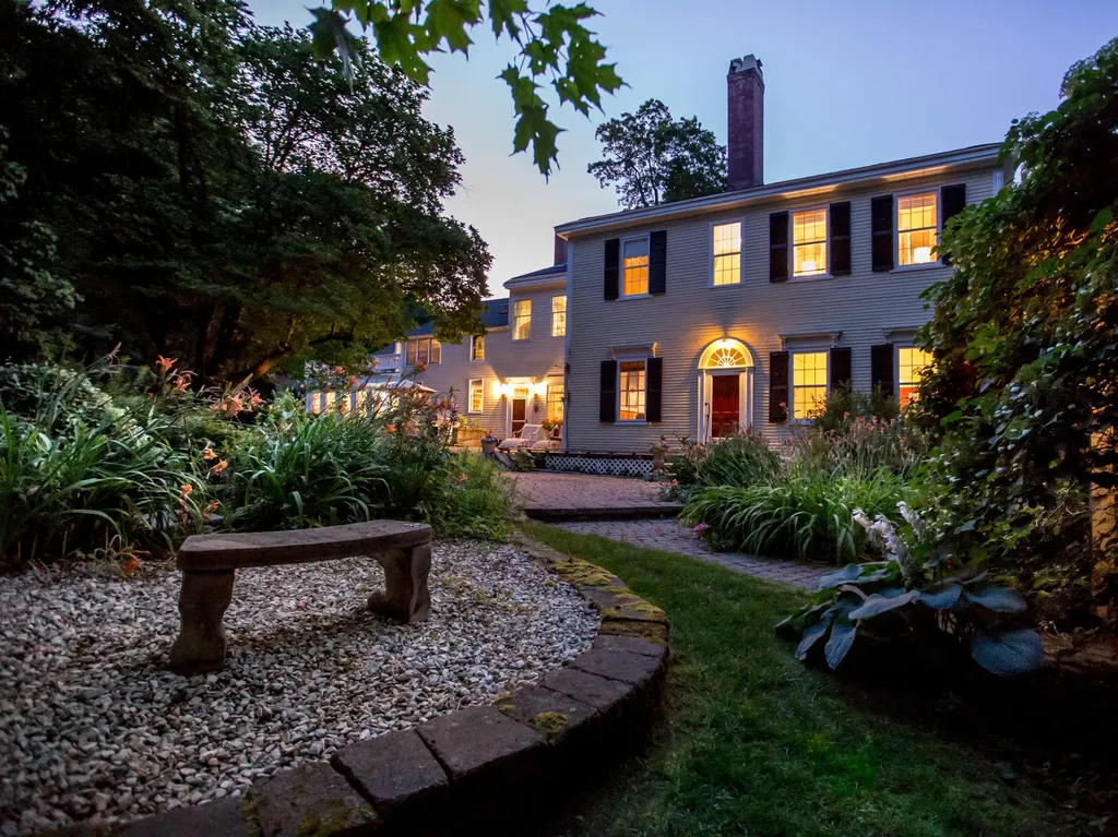 49 Middle Street Hallowell ME 04347