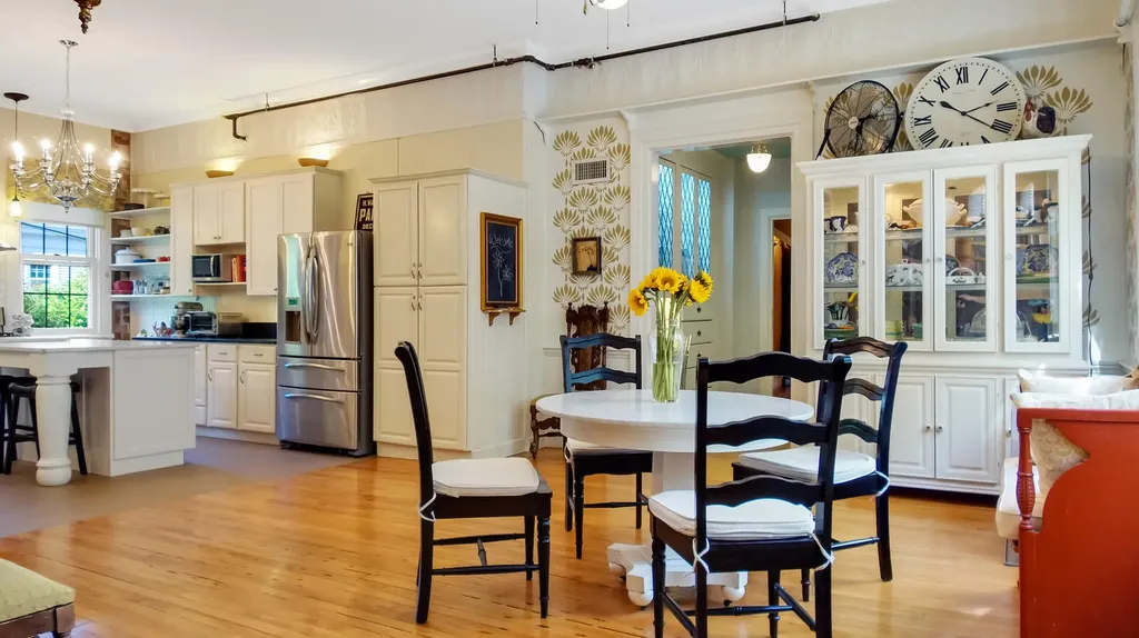 49 Middle Street Hallowell ME 04347